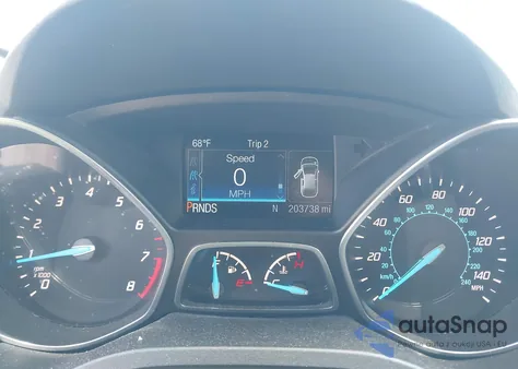 2016 Ford Escape Titanium z USA, uszkodzony, nr VIN 1FMCU9J90GUA43187